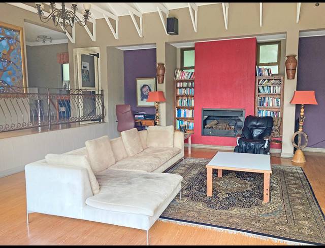 5 BEDROOM HOUSE FOR SALE IN HURLINGHAM